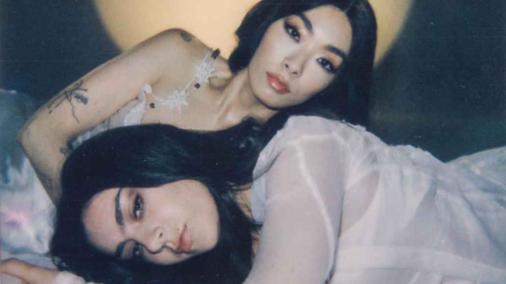 officialcharts's tweet image. Beg For You by @charli_xcx and @rinasawayama is heading straight towards as UK Top 20 debut this Friday ✨ bit.ly/3G6LbUs