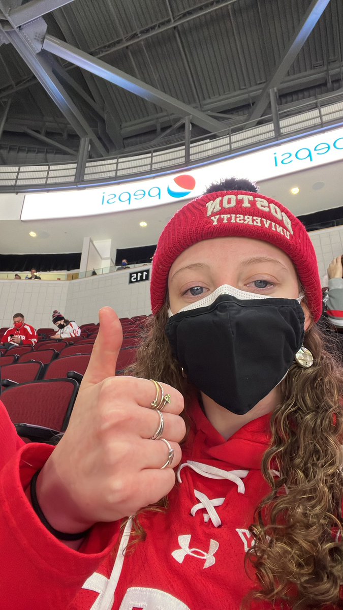 Lni4818's tweet photo. go bu! I hope I win #pepsifanphoto @AgganisArena https://t.co/u8V1Id7X3q
