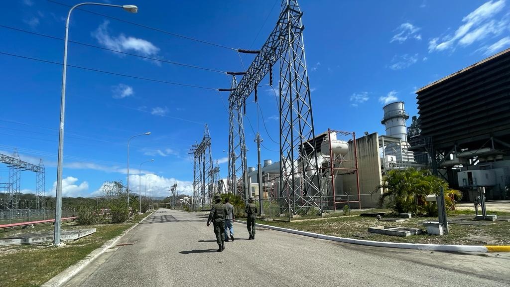 64 Brigada de Ingenieros Ferroviarios (@64_brigada) on Twitter photo 🚨 #30Ene || Cumpliendo Instrucciones Del Cmdte de la <a href="/Redi_Capital2/">REDI CAPITAL</a> <a href="/EJB_6TOCING/">6to Cuerpo de Ingenieros</a> <a href="/ZMiranda43/">ZODI Miranda 43</a> la <a href="/64_brigada/">64 Brigada de Ingenieros Ferroviarios</a> efectuó revista a la Planta Termoeléctrica "India Urquia" Valles del Tuy, a fin de Supervisar la protección y buen funcionamiento de este Servicio Básico Estratégico. 🚨 #30Ene || Cumpliendo Instrucciones Del Cmdte de la <a href="/Redi_Capital2/">REDI CAPITAL</a> <a href="/EJB_6TOCING/">6to Cuerpo de Ingenieros</a> <a href="/ZMiranda43/">ZODI Miranda 43</a> la <a href="/64_brigada/">64 Brigada de Ingenieros Ferroviarios</a> efectuó revista a la Planta Termoeléctrica "India Urquia" Valles del Tuy, a fin de Supervisar la protección y buen funcionamiento de este Servicio Básico Estratégico.