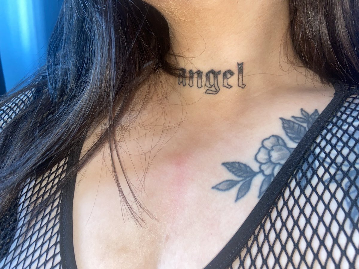 Cxrlz_'s tweet photo. https://t.co/2N2A1x5bUl 🖤 https://t.co/S03zGgJg3O