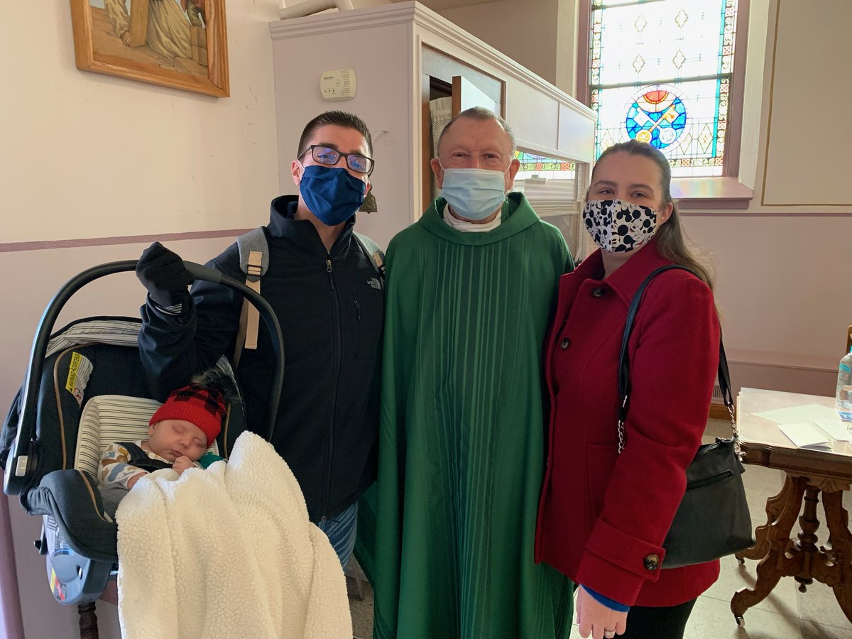 steashouse's tweet photo. #picswithmypastor Bonus points for including Henry? @StPatrickHouse https://t.co/uHIhOPPHks