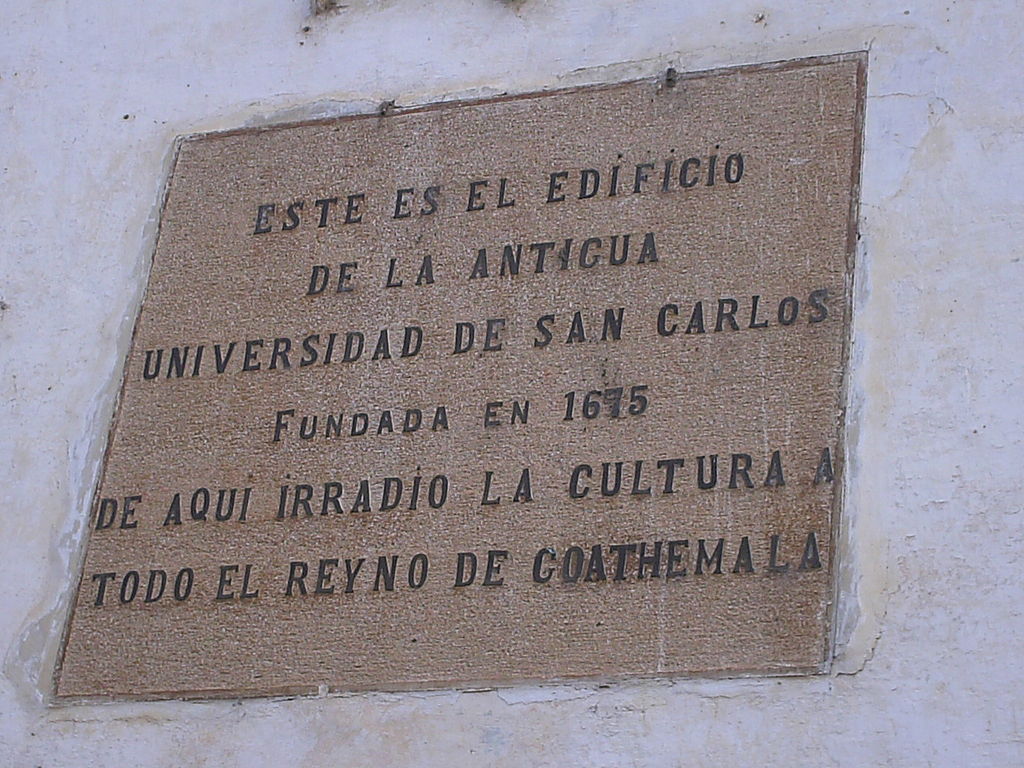 Píldoras Hispánicas (@pildorashispan) on Twitter photo #TalDíaComoHoy de 1676 se funda la Real y Pontificia Universidad de San Carlos Borromeo de Guatemala (actual <a href="/InfoUsac/">Universidad de San Carlos de Guatemala #USAC</a>) mediante real cédula de Carlos II.
Es la más grande y antigua de Guatemala y la única nacional. #TalDíaComoHoy de 1676 se funda la Real y Pontificia Universidad de San Carlos Borromeo de Guatemala (actual <a href="/InfoUsac/">Universidad de San Carlos de Guatemala #USAC</a>) mediante real cédula de Carlos II.
Es la más grande y antigua de Guatemala y la única nacional.