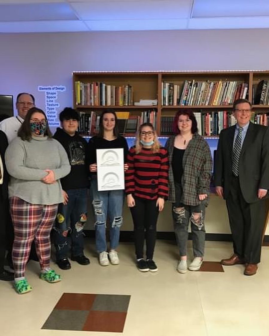 ArtsCpi's tweet photo. CPI Commercial and Advertising Arts team wins local logo design competition!

Commercial and Advertising afternoon students participated in the CIU #10 new logo competition and we are excited to announce that the team won, their design was accepted as the new logo on Jan.20, 2022 https://t.co/JBP9Li9L1d