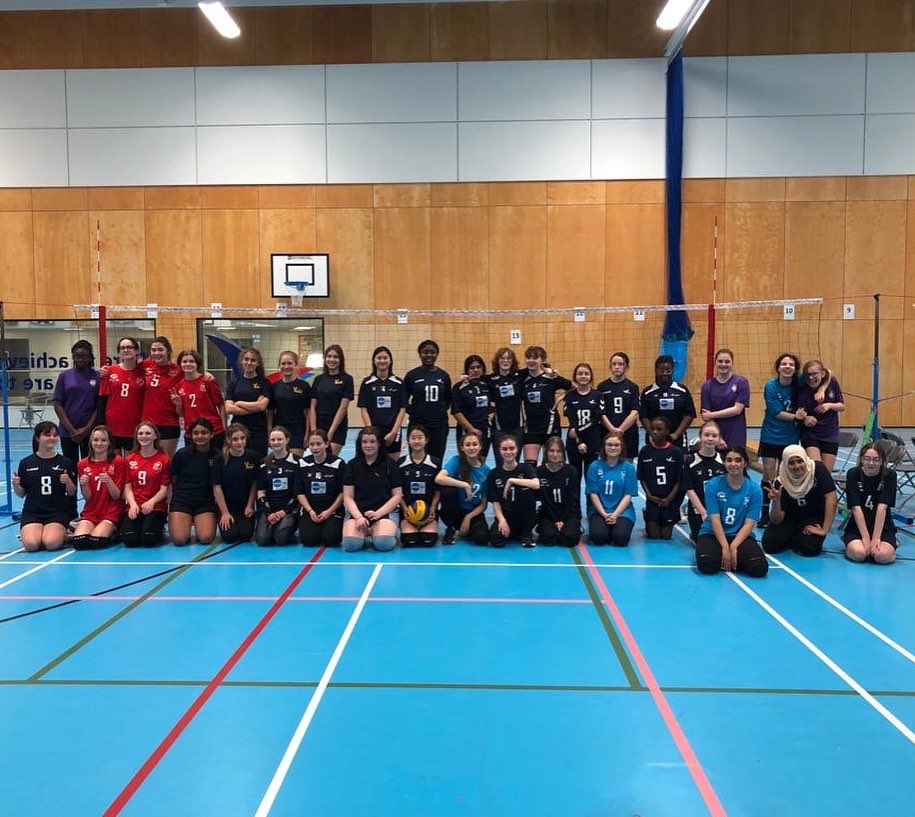 LeedsVolleyball's tweet image. ✨What a fantastic day! ✨ Approximately 40 girls competed in the U15s Tier 2 VBE Grand Prix today! 😆🎊
It was a fun day and all teams showed great sportsmanship and teamwork! ☺️👏
