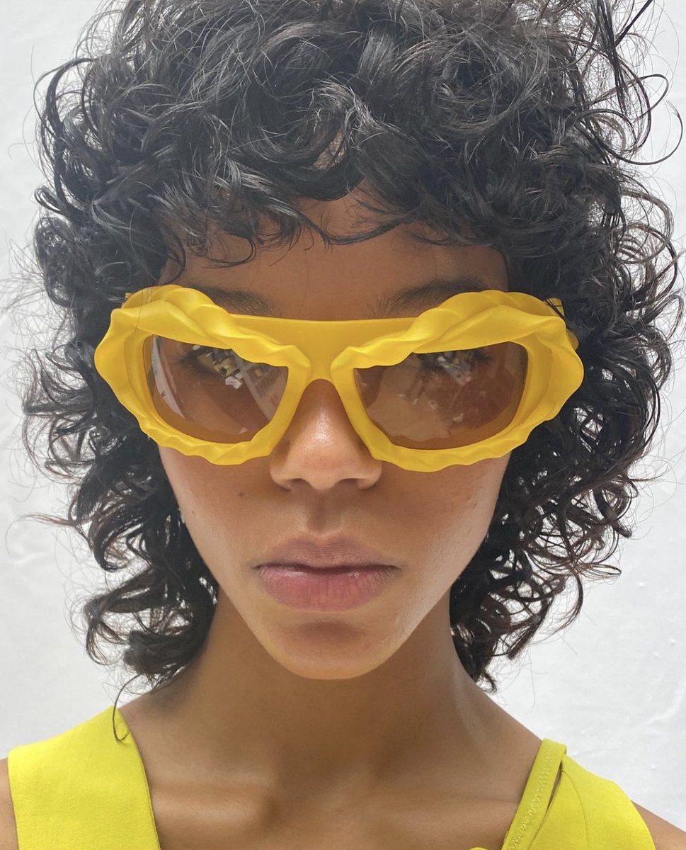 StreetFashion01's tweet image. OTTOLINGER SS22 Twisted Sunglasses!🖤