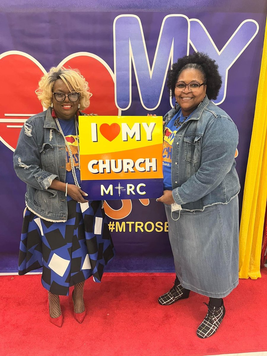 mountrosechurch's tweet photo. Connection Sunday TAKEOVER I โค๏ธ My Church.
๐MTRC Sundays are for church ๐ฅโช๏ธ๐ช๐พโค๏ธ
#ConnectionSunday
#SundayFunday
#WhataSunday https://t.co/aU7d7MiCUM