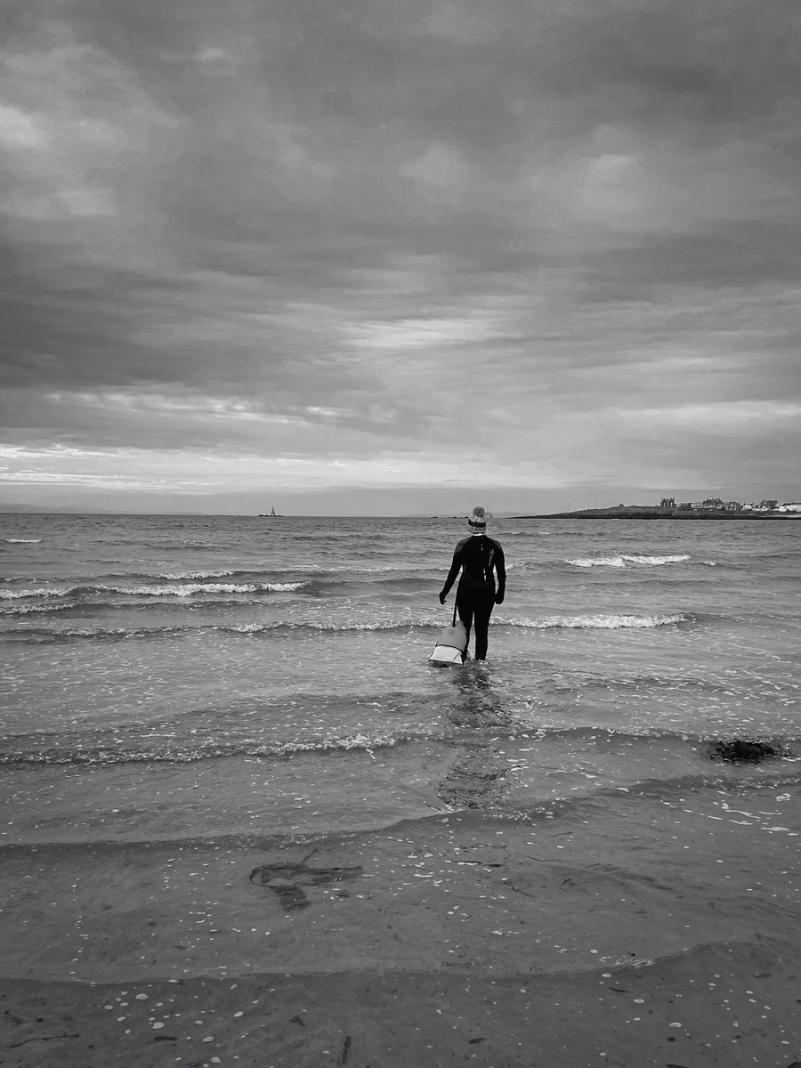Lovely conditions for the first dip of 2022 this morning. 
📍Elie 

#wildswimming #Fife