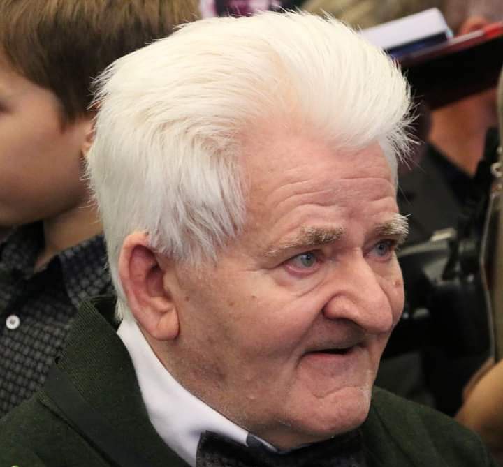 Happy birthday (85) to Boris Spassky, a great champion!  