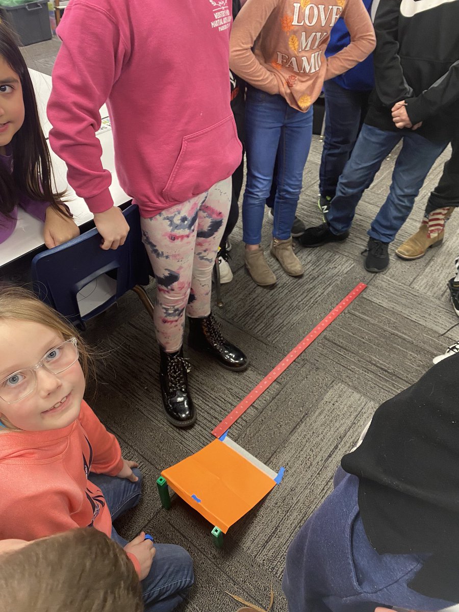 miss_driver_SES's tweet photo. Here’s a look back at our week last week! This class is growing so much, and they continue to amaze me! 100th Day of School, 3rd Graders in Training, #funFriday STEM activities and…
WINNING THE GOLDEN SPOON!! #lpselma #missdriversclass https://t.co/xCaX9mUFkF
