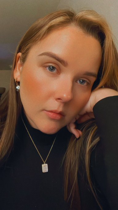 when I am with you there&rsquo;s no place I&rsquo;d rather be 🎶✨ https://t.co/iFZTqgr7lD<a href="/tag/onlyfans"class="tags"><span>#onlyfans</span></a>