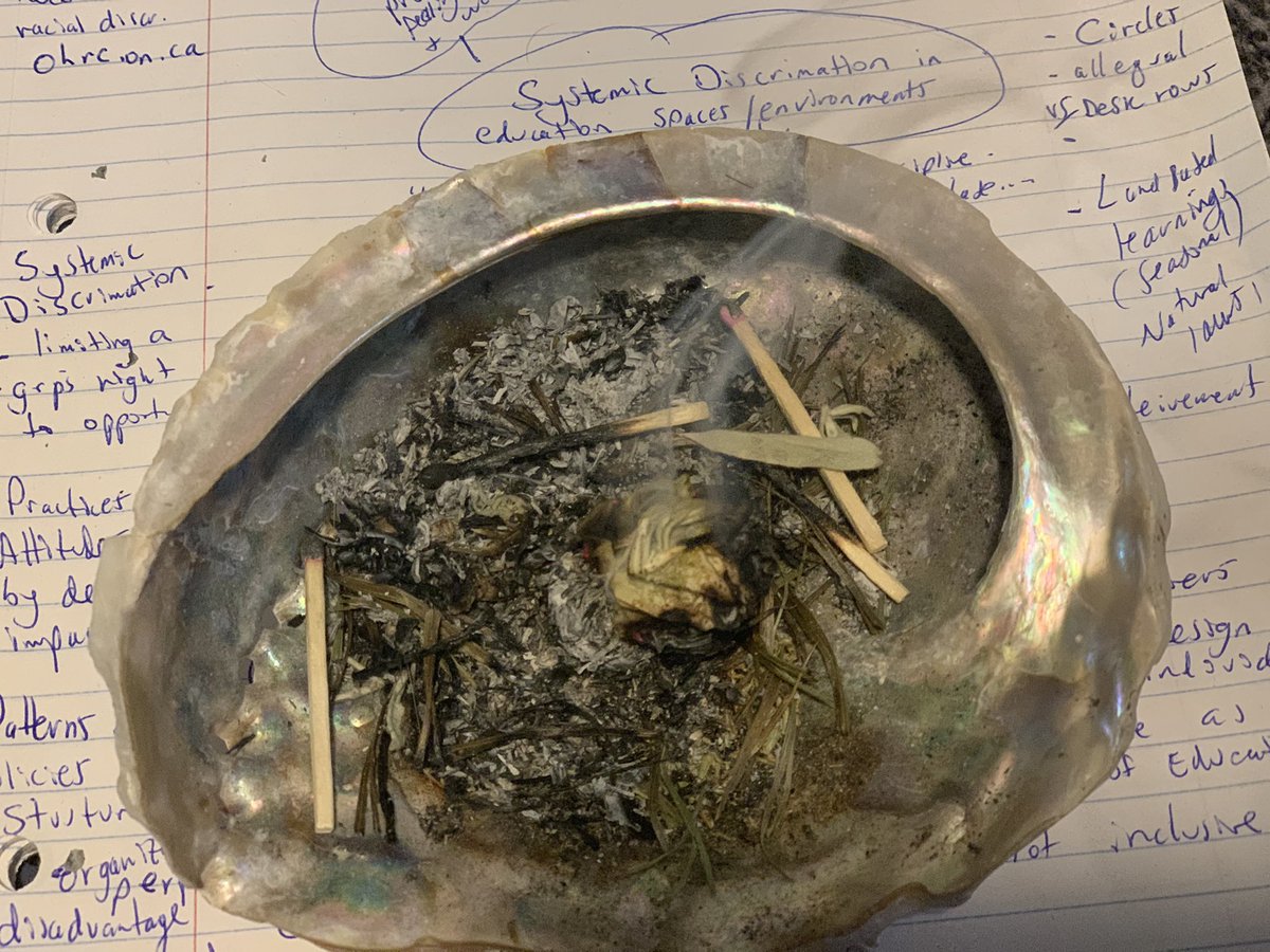 Crystal_McPhers's tweet image. My thoughts messy &amp;amp; all over the place at the moment but I trust the process…open mind &amp;amp; open heart;) #AMorningWellSpent #UnlearnToRelearn