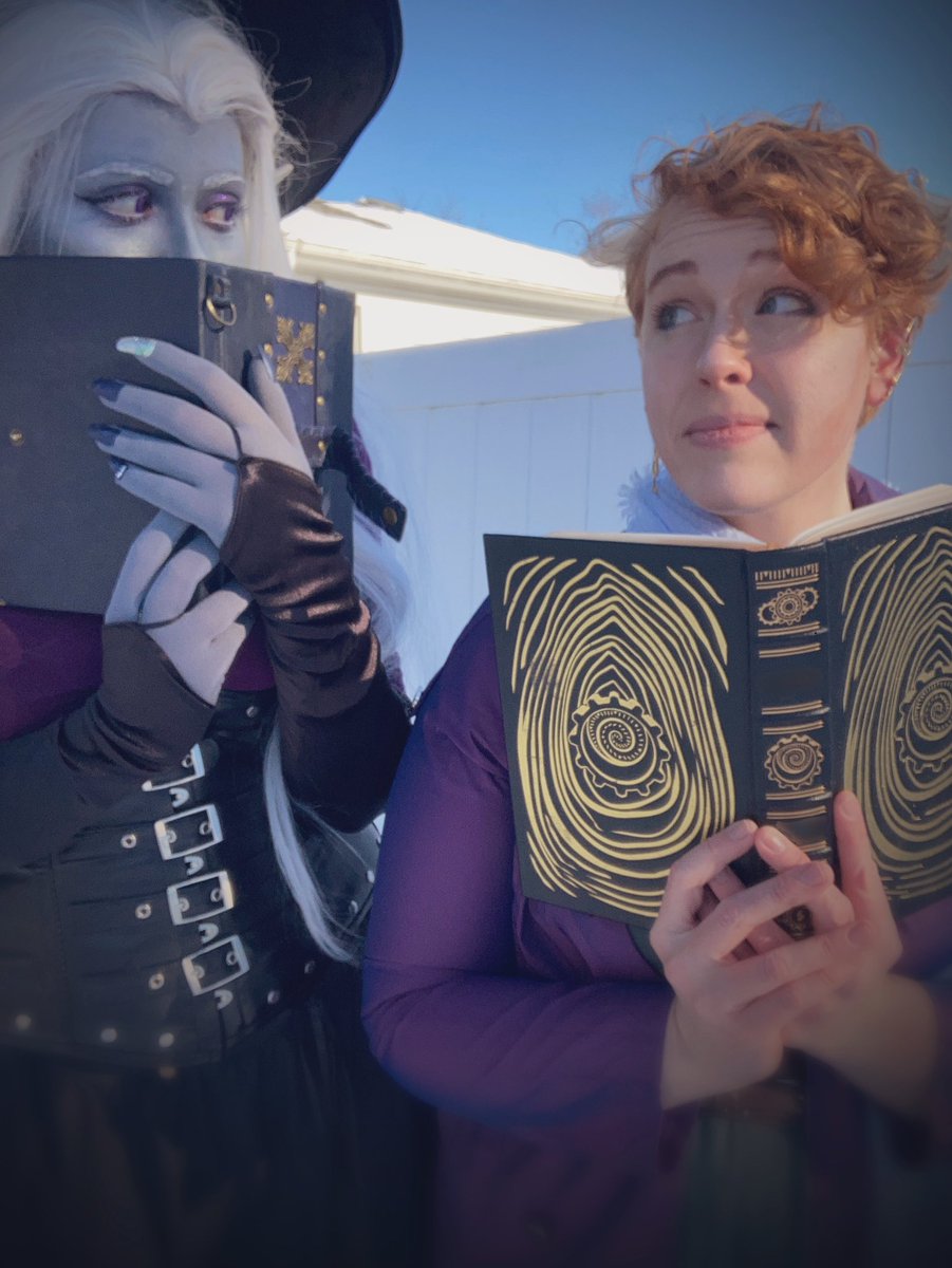 annieexmachina's tweet photo. But what if we were both girls and wizards and kissed maybe? 

Just a little sneak peak of our gender bent modern AU (it’s a lot I know) Caleb and Essek photo shoot 

Characters by @matthewmercer and @VoiceOfOBrien 

#Criticalrole #CriticalRoleCosplay #shadowgast https://t.co/GrPQalJjCg