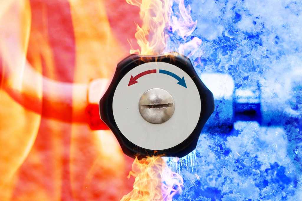 AnalysisFactory's tweet image. 7 hot IT budget investments — and 4 going cold: 
IT leaders are looking to leverage technology to fuel innovation and business transformation in the new year, with budget bets built to suit. ow.ly/Qu2U50HH2us