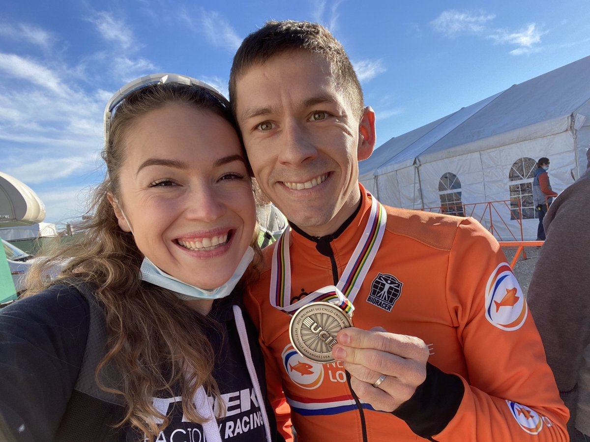 I’m so proud of you 🧡 

2nd best in the world 🌈