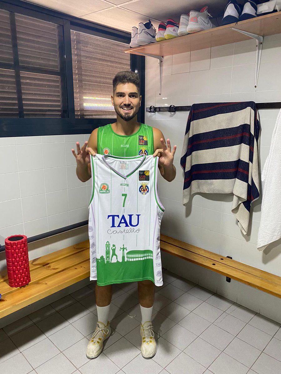 Mientras, sigue en marcha #ElBasketConLaPalma 
¡Ya han llegado las primeras pujas!

Aquí puedes ver todos los productos (habrá algo más en próximos días)

ebay.es/sch/i.html?isR…