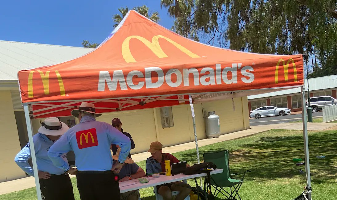 HEAS_Vic's tweet photo. #foodgovernance2021 The evidence to support a ban on the advertising of unhealthy food to children is clear – so why have so few countries taken this seemingly straightforward action to combat rising rates of overweight and obesity? https://t.co/F6aKEWv01i @CroakeyNews @Deakin https://t.co/RS58Uja1HZ