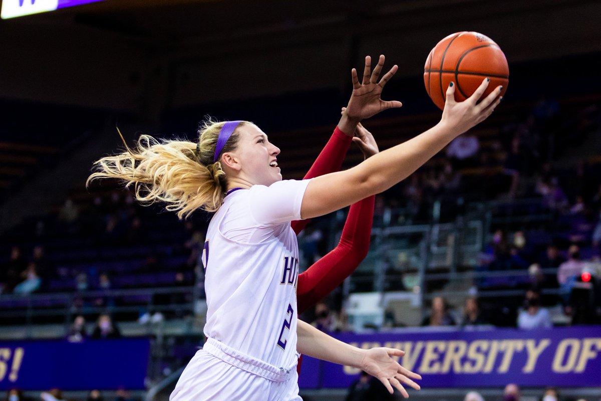 Today <a href="/UW_WBB/">Washington Women’s Basketball</a> lost 43-57 to WSU, extending their losing streak to six games.

Shot for <a href="/thedaily/">The Daily of the University of Washington</a> <a href="/UWDailySports/">The Daily Sports</a>
