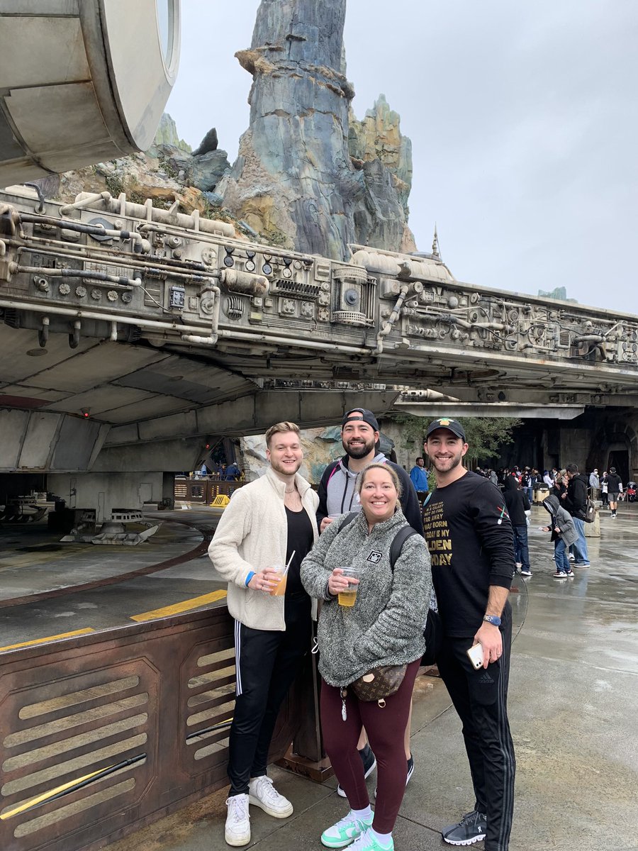 jenncatBBTG's tweet photo. Go follow our cousin @Hobiebbtg this game is now a family affair! ❤️❤️❤️ https://t.co/eLAsJ3VUgr