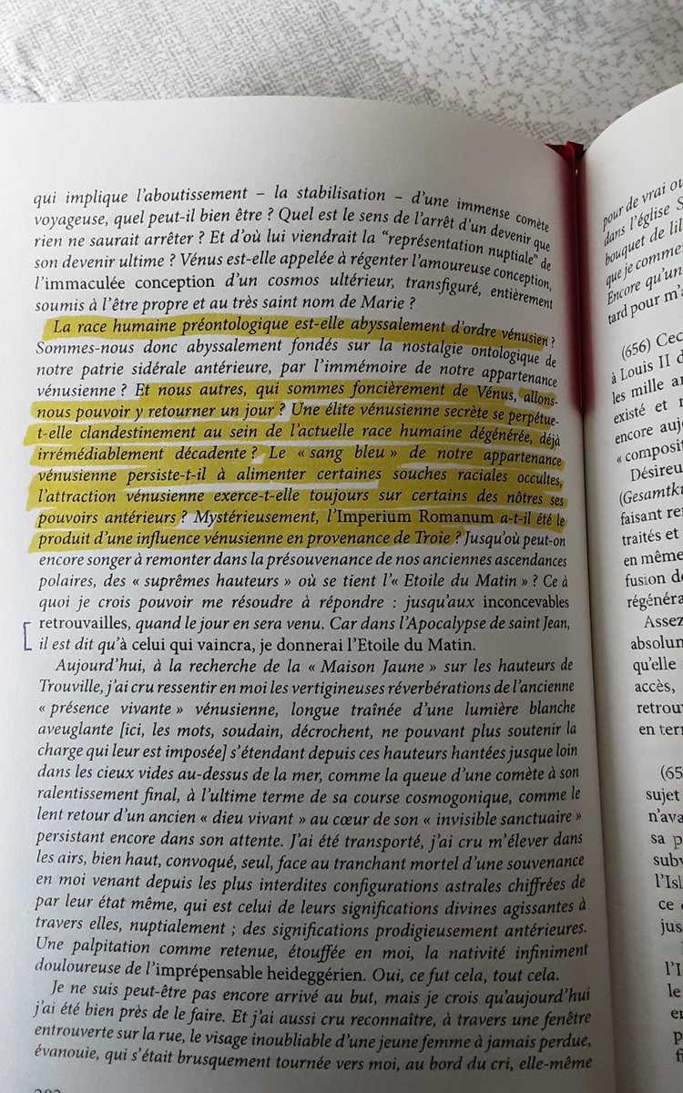 Regulus65's tweet image. Jean Parvulesco évoque dans son œuvre ce qu'il appelle la jonction venusienne.
Voici quelques extraits de ce qui constitue une révélation très intéressante mais aussi très surprenante.