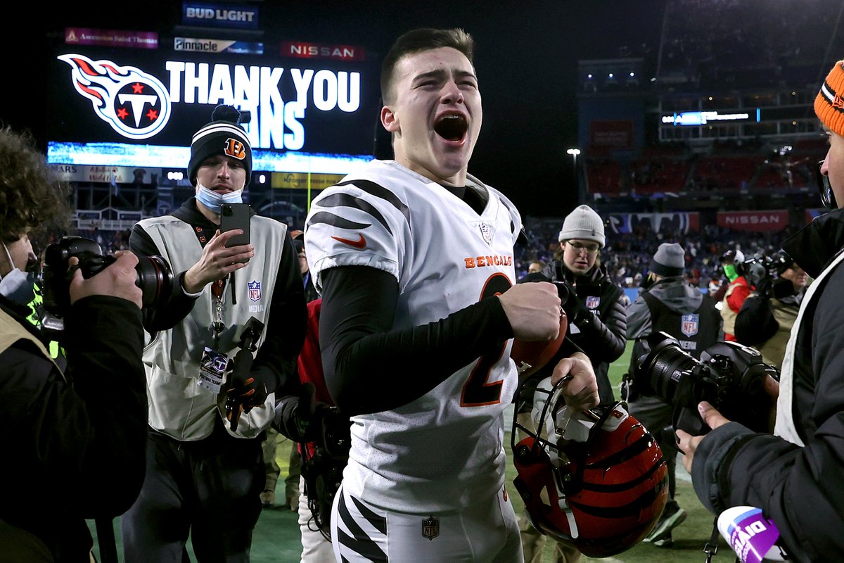 NFLonCBS's tweet photo. Evan Mcpherson 12-12 on field goals this postseason.

Two game-winning kicks.

Absolute LEGEND. https://t.co/oxvPdx9W9l