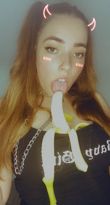 🍒 are the best holders  Change my mind https://t.co/d21wCIV5fV<a href="/tag/gamergirl"class="tags"><span>#gamergirl</span></a><a href="/tag/cooking"class="tags"><span>#cooking</span></a><a href="/tag/animegirl"class="tags"><span>#animegirl</span></a><a href="/tag/catgirl"class="tags"><span>#catgirl</span></a><a href="/tag/waifu"class="tags"><span>#waifu</span></a>