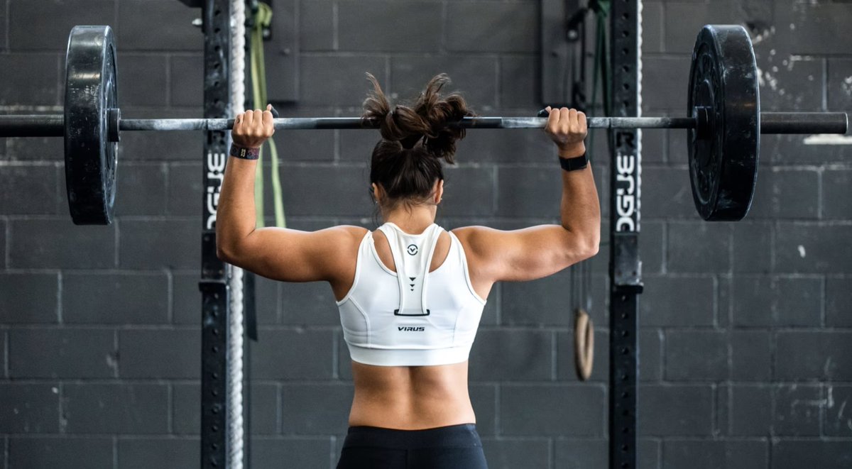 sam_triathlon's tweet photo. Whether you lift light or heavy #weighttraining IS a part of #triathlontraining. It is NOT an optional extra. Not only will it improve your results ( massively) it will also prevent injury. https://t.co/VJKOPsOe6r