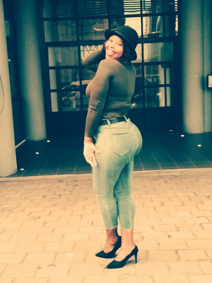 Last day of the month.New week.I wish us da best 👌🙏💃🕯️💞
