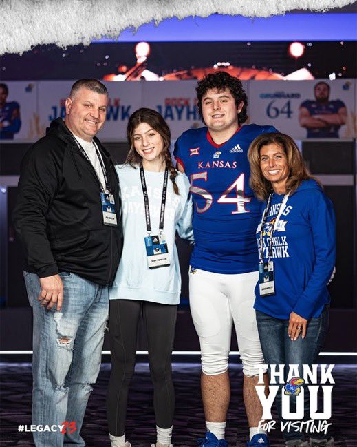 tjmcmillen44's tweet photo. Thanks @CoachLeipold @KUCoachZ and @CoachFuchs for the great elite junior day visit! Enjoyed my time on campus and learning all the great things your doing with the program https://t.co/CnCwuSXuex