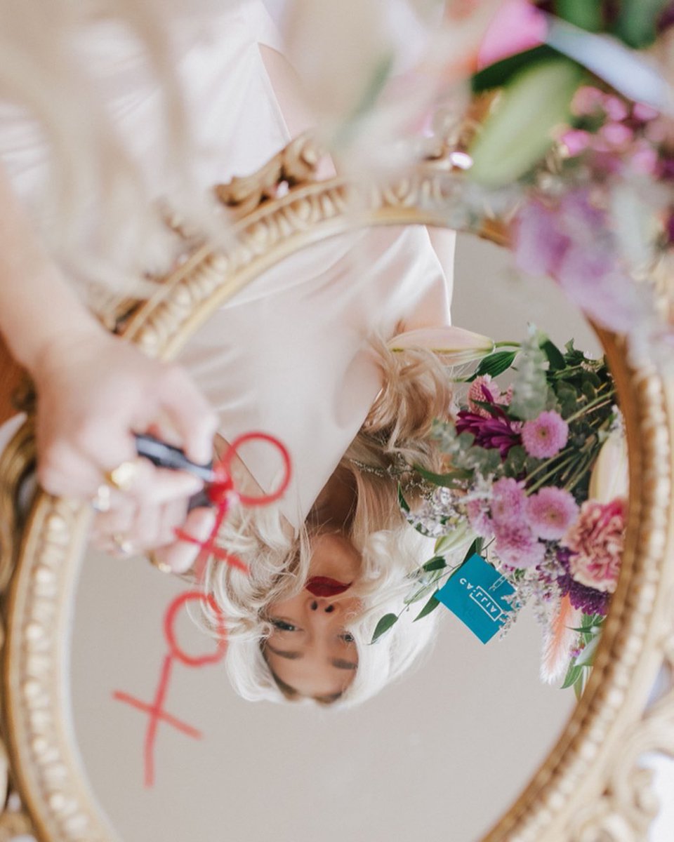CalliaFlowers's tweet photo. Gorgeous gorgeous girls send their friends The Goddess bouquet for Galentine's Day!
#GalentinesDay #ThisCalliaMoment #CalliaFlowers #LongLastingBouquet #ShopCandian #CanadianFlorist https://t.co/lNxF29V0hR