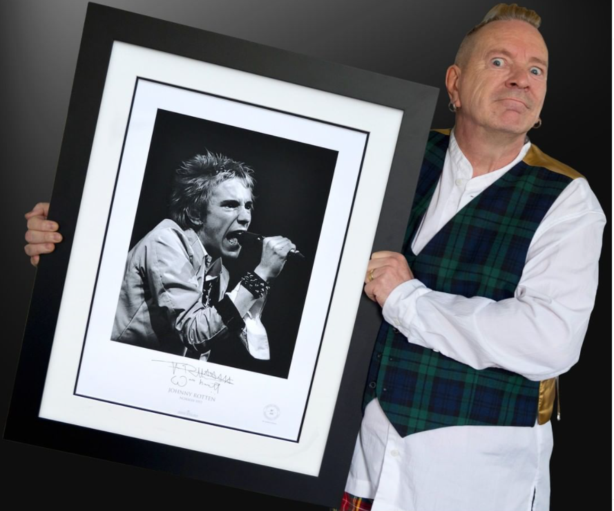 Happy 66 birthday to Sex Pistols and PIL vocalist John Lydon! 