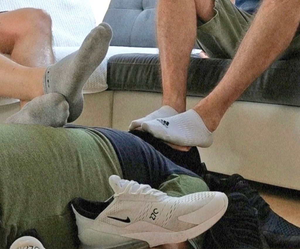 3scallymasters on X: #nike #nike270 #nikefetish #humiliatefags #stomping # crushing #trampling #obey #humiliate #SOCKSMELLING #socksniffing  #sockenfetisch #sniffmysocks #3scallymasters #4scallymasters #nikeairmax  #footslave #findom #onlyfans ...