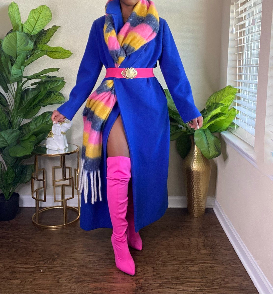 arckiveVR's tweet photo. Which way are you styling this royal blue vintage coat?

1,2,3, or 4 https://t.co/IKvCirdRQ4