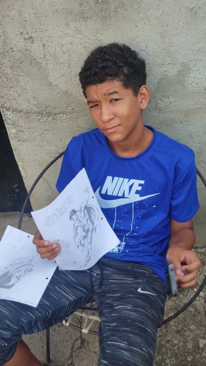FELICIDADVILLEG's tweet photo. Edward Mata tiene 14 años, vive en lo + alto del barrio Vista Alegre #Cua con un talento q se pierde de vista. 
Su sueño es ser artista como @Olivarescfc, nos pidió ayuda. Su madre quien tiene una discapacidad,no cuenta con recursos para costear una academia #UnaBecaParaEdward https://t.co/4YyMy0k3F5