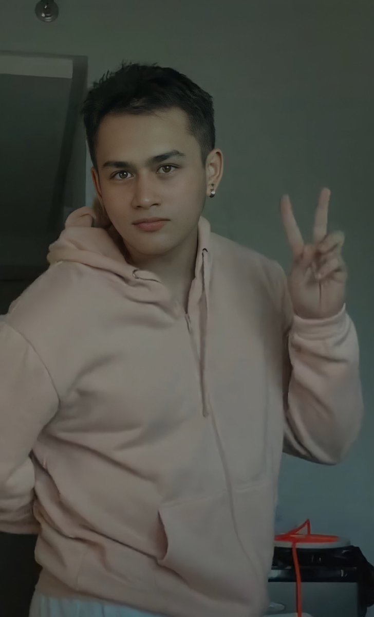 GF                                           BF
    Girl - friend                           Boy- friend

#AshTan CGO MV AT 6PM.