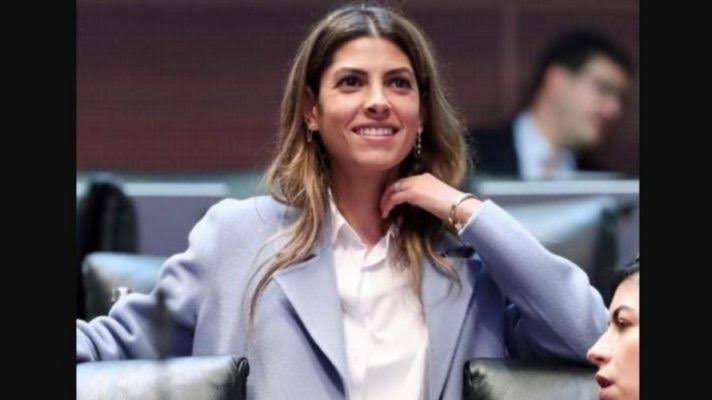 AndreyGM_Online's tweet photo. 💢Sylvana Beltrones y su esposo Pablo Escudero Morales  tienen un rancho valuado en más de 280 millones de pesos‼️ 

A sus 26 años la senadora del PRI ya contaba con una fortuna de 10.4 millones de dólares en Andorra.

Pero el gran periodismo de  @CarlosLoret no se dio cuenta. https://t.co/9O4k2kb6AS