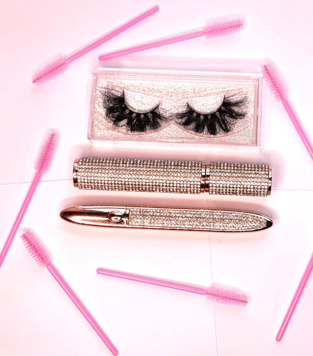 ChicSkinCo's tweet photo. CHIC SKIN COSMETICS VALENTINES SALE 💗👀

 SHOP NOW TO RECEIVE 30% OFF😍🌟🌟🌟🌟🌟 

6D MINK LASHES ✨ 
[ REUSABLE UP TO 30X😍😍 ]
 
https://t.co/tLsWQUtK9r https://t.co/TthRf8nzVt