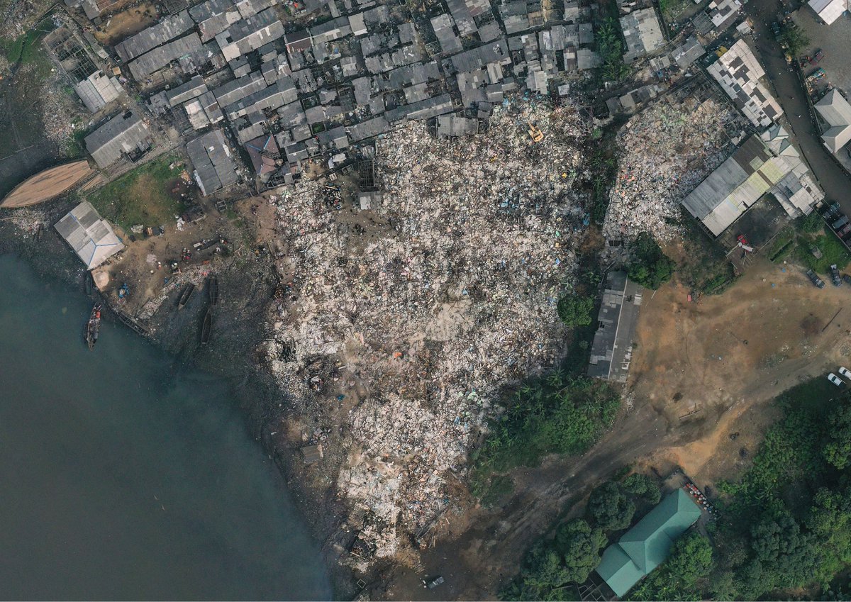 Elechi Phase 1, Port Harcourt, Nigeria
BEFORE: 2000 residents: fishermen, civil servants, traders, teachers, school kids, musicians; a community.

AFTER: 2000 pushed into homelessness, poverty, insecurity; a wasteland.
#PeopleLiveHere #HousingIsAHumanRight #EndForcedEvictions