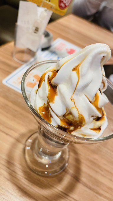 黒胡麻白玉ソフトサンデー…これが美味いんだワ 