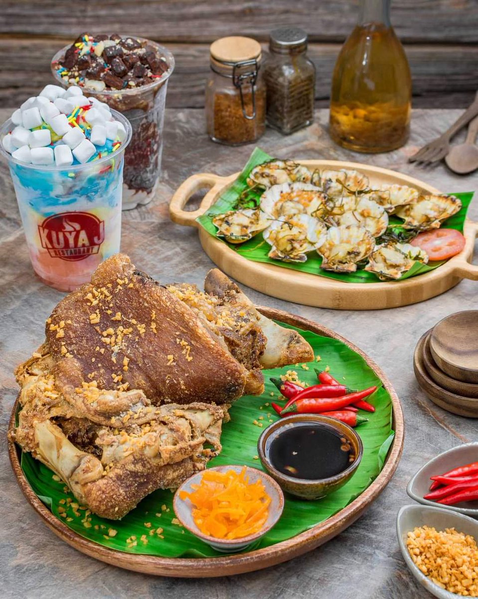 smnorthedsa's tweet image. Got cravings? Enjoy Kuya J's new Halo-Halo flavors with our Bida dishes for dine-in or takeout now or have them delivered via centraldelivery.ph, GrabFood, Foodpanda or Pick.A.Roo. Order na, mga Bida! 

Credit: What To Eat PH 

#KuyaJResto 
#kuyajmix 
#MixThingsUp