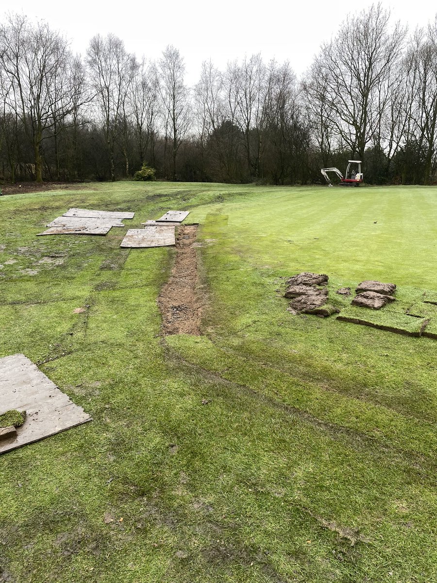HindleyHGC's tweet photo. All most like we have never been. #joblist #tickedoff #golf #drainage https://t.co/uUohEpVWT8