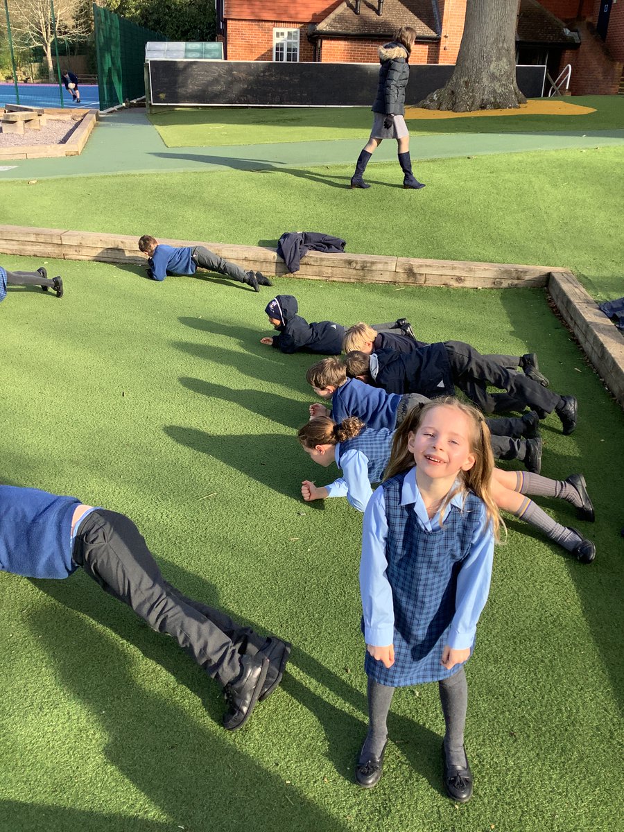 PennthorpeSch's tweet photo. Year 3 and 4 took part in their very own plank competition at break this morning. We are very impressed with how long they all managed to hold the position for!

#PennthorpePurpose #SportsSpotlightWeek https://t.co/n3qGo3Zy6L