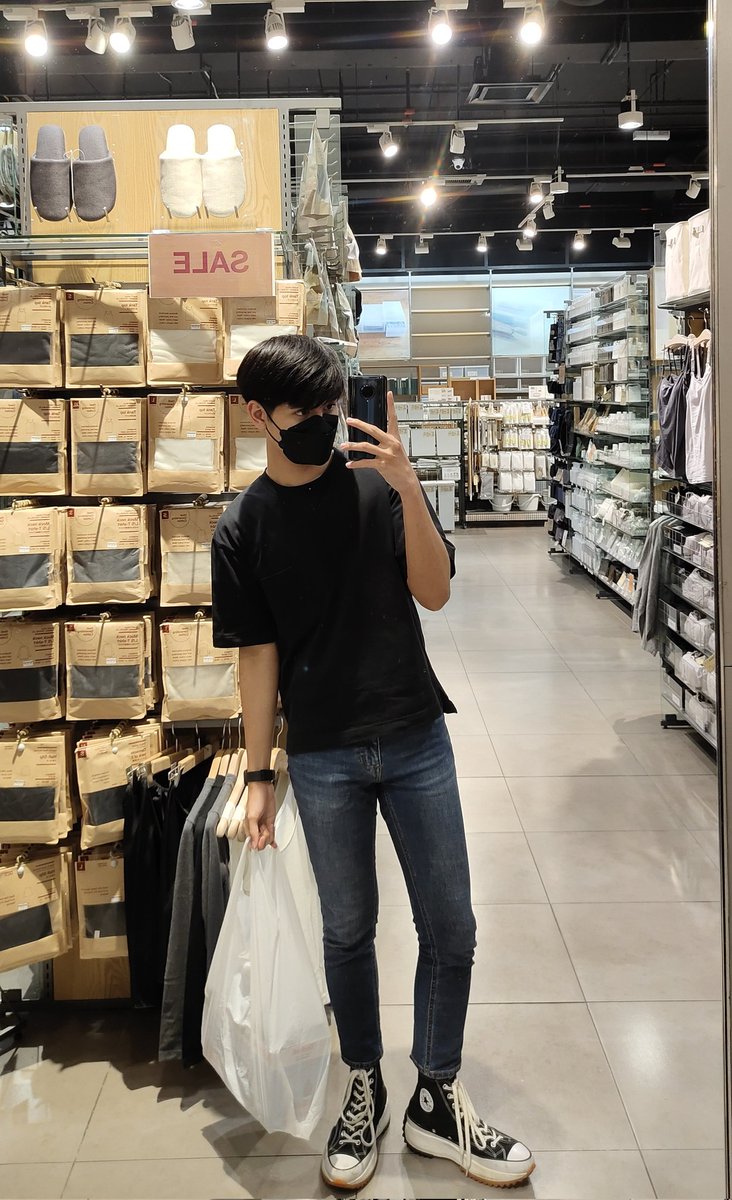 paxkchonyal's tweet photo. simple dimple https://t.co/fonpQzYNws