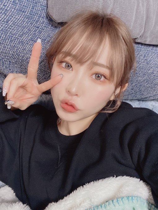 コスプレイヤーりなしぃのTwitter画像37
