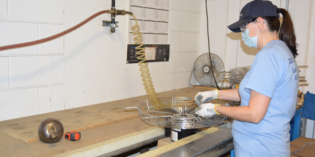 CanarmHVAC's tweet photo. It’s Martha Monday! Today, she is building a 12” standard fan. Our production team is efficient and has the highest standards for quality assurance! Just one more reason to make #Canarm your #OneStopShop for all of your ventilation needs.
#IAMCANARM #HVAC https://t.co/OioHNXNPCF