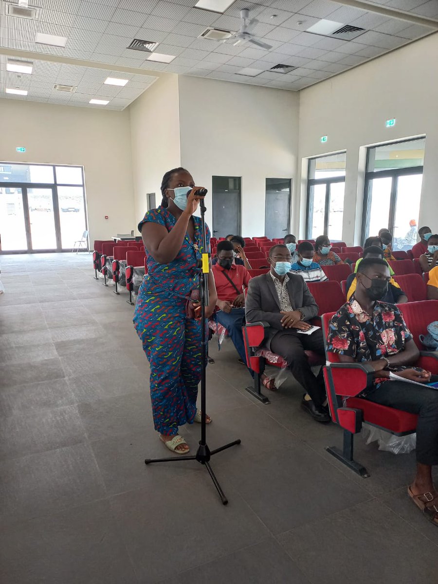 SSD_Uesd's tweet photo. School of Sustainable Development as part of efforts to inspire students in the area of business and leadership, Mr. Obed Amevor (CEO of Amevor Farms) engaged students on the topic "Business Succession in Agripreneurship" during the Leadership, Inspiration and Mentorship Series. https://t.co/YUjOJQSwOm