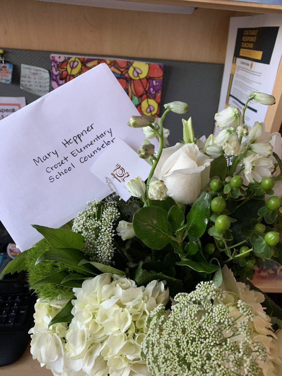 maryheppner's tweet photo. So blessed to work at a school that gets school counseling!   Great way to start a Monday &amp; #NSCW2022 https://t.co/CZJf659A9o