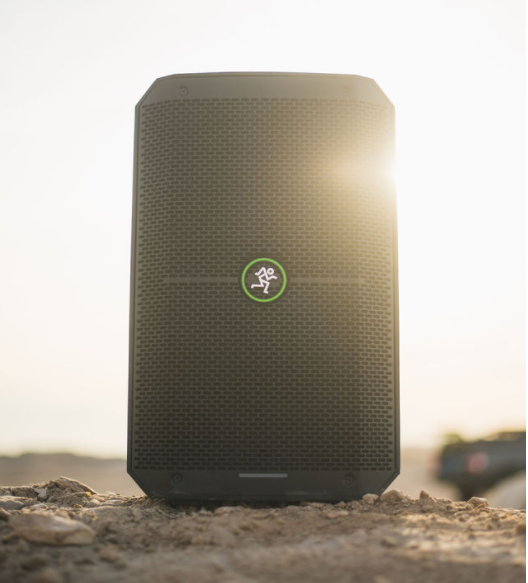 MackieGear's tweet photo. With it's discrete form factor and long-lasting battery life ThumpGO is prepared to rock your world, wherever that may be 💚

📸 @charliekeating

#Mackie #ThumpGO #ThumpGOAnywhere #PortableLoudspeaker #Travel https://t.co/SdE3F8NG2P