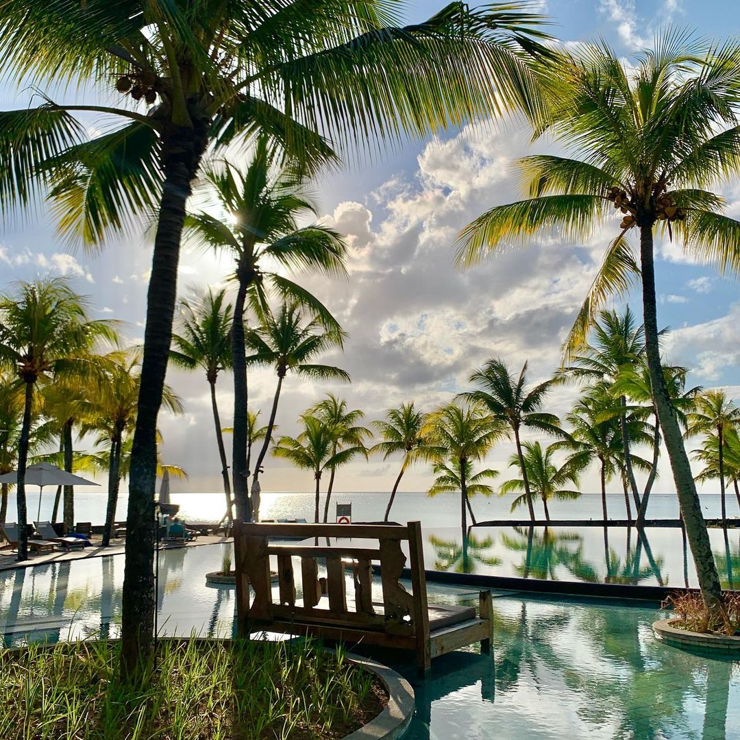 Beachcomber_'s tweet image. The perfect spot for the perfect evening  at Trou aux Biches Beachcomber 🌺

instagram.com/p/CZpHLUGIOIh/
📷: sylvainflorentnorbertpetite #BeachcomberExperience #Mauritius #Holidays