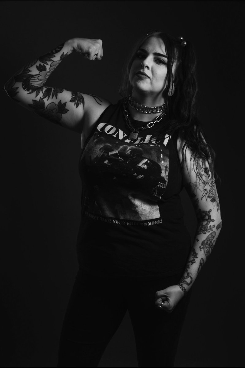 _BeauBelles's tweet photo. So my debut got cancelled and I am absolutely gutted.

But I'm still here. I'm still working. I'm still training. And I'm still fighting. I don't know how to do anything else.

I know I can do this, give me a chance and I can show you what I'm capable of. 

#BookBeau https://t.co/ycJz3fS8Vw
