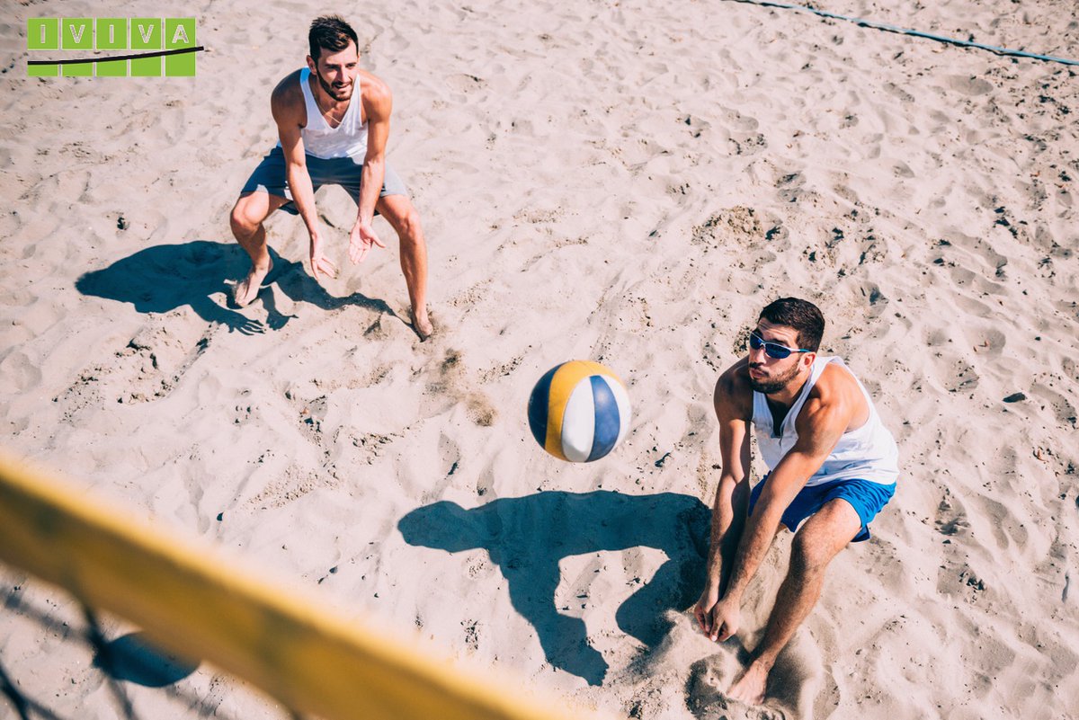 IvivaDeportes's tweet photo. ¡Nos encanta el deporte al aire libre! aprovechamos cualquier fin de semana de buen tiempo para jugar al #vóleibol y preparar un torneo 👉 postes trasladables, contrapesos, balones, accesorios y redes... tenemos todo lo necesario para este deporte. https://t.co/yiHldCVQWQ https://t.co/0lGeKXNsRf